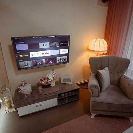 Studio Apartman Dona โนวาวาโรช ภายนอก รูปภาพ